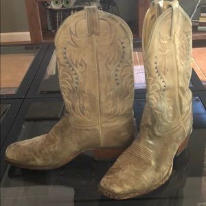 Nocona tan leather cowboy boot size 9